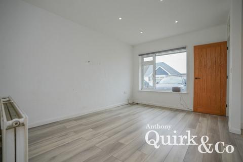 1 bedroom detached bungalow for sale, Station Road, Canvey Island, SS8