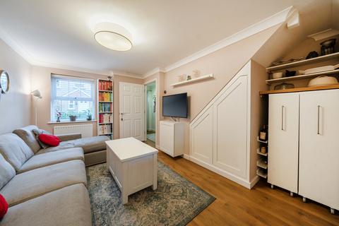 undefined, Helens Close, Alton, Hampshire, GU34