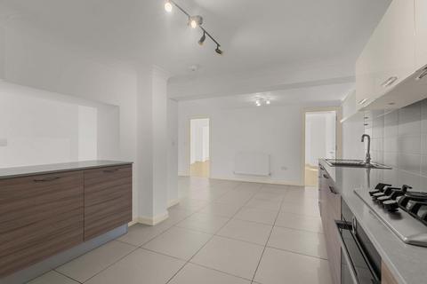 2 bedroom flat to rent, Lansdowne Walk Holland Park