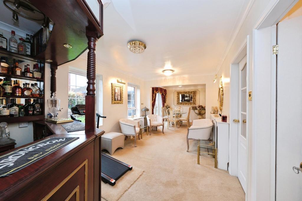 Pbox-IMG.jpg