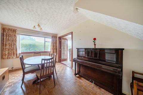 4 bedroom detached house for sale, Elm Tree Close, Chertsey, KT16