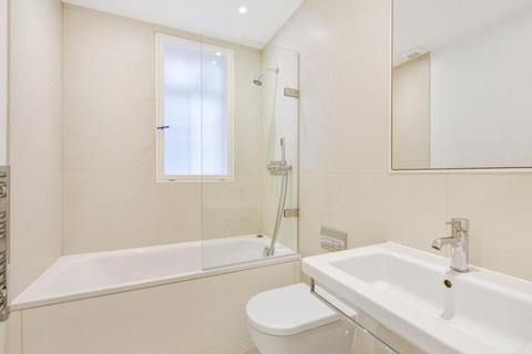 2 bedroom apartment to rent, Carburton Street, London W1W