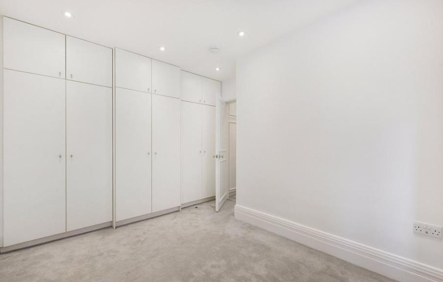203, 10 weymouth street 7 12.03 .png