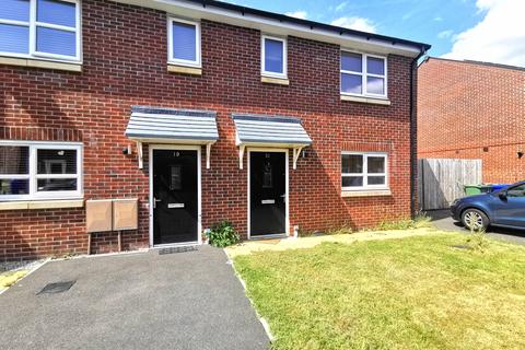 Gabriel Close, Manchester, M12