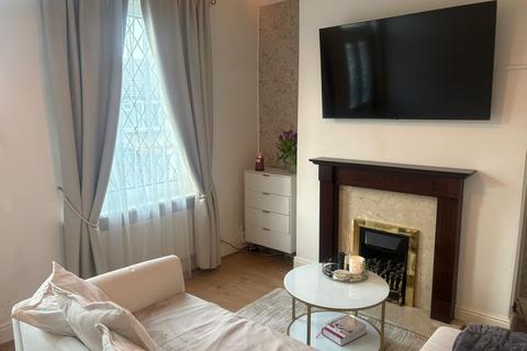 3 bedroom terraced house for sale, Highstone Road, Barnsley
