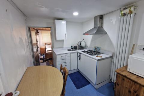 undefined, Birmingham New Road, Bilston, WV14