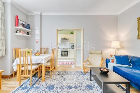 1 bedroom flat for sale, Elm Park Road, Winchmore Hill, N21