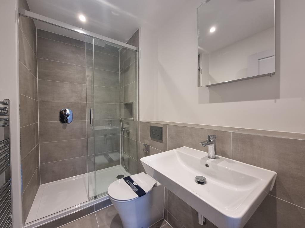 En-suite Bathroom