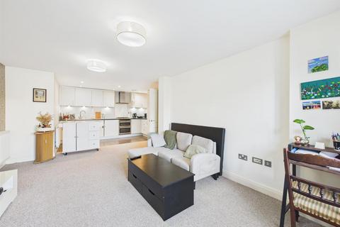 2 bedroom apartment for sale, Nelson Court, Ruislip HA4