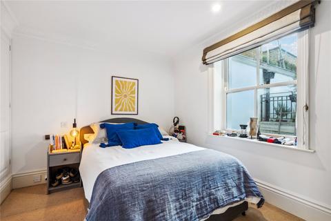1 bedroom flat to rent, Observatory Gardens, Kensington, London, W8