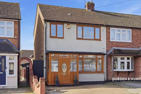Newtons Close, Rainham, RM13