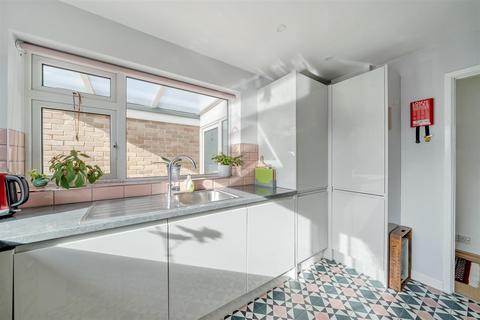 undefined, Manor Fields, Bridport