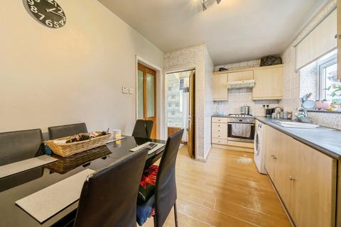 3 bedroom semi-detached house for sale, Poole Avenue, Warrington WA2