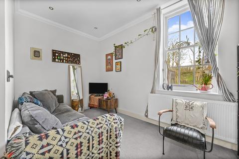 2 bedroom flat for sale, Cabrini House, Honor Oak Rise, London, SE23
