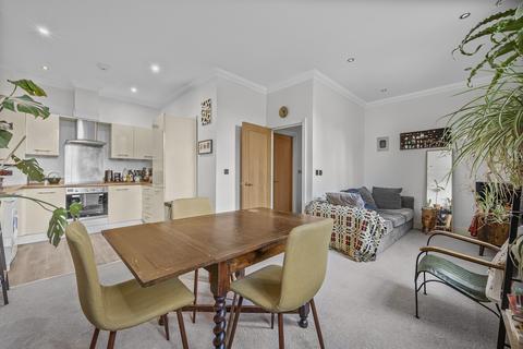2 bedroom flat for sale, Cabrini House, Honor Oak Rise, London, SE23