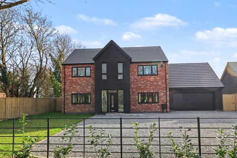 4 bedroom detached house for sale, Kirkgate, Tydd St. Giles, Wisbech, Cambridgeshire, PE13