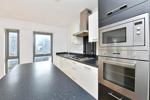 2 bedroom flat for sale, Wall Street, Plymouth