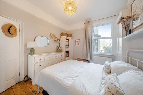 2 bedroom apartment for sale, Ivydale Road, London