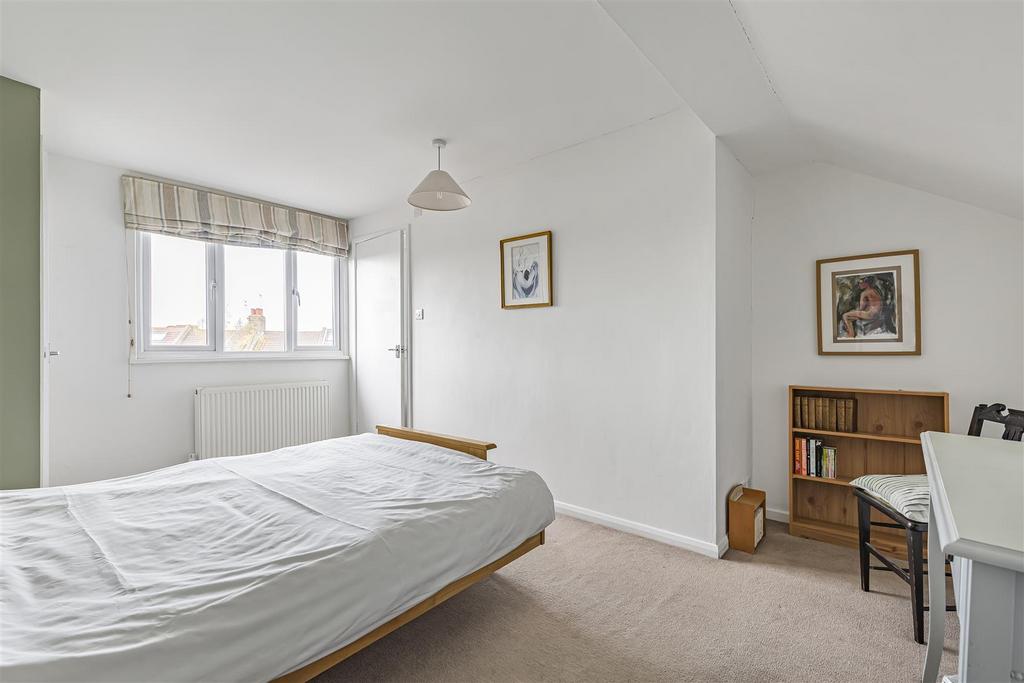 James ande ornton road 4 .jpg