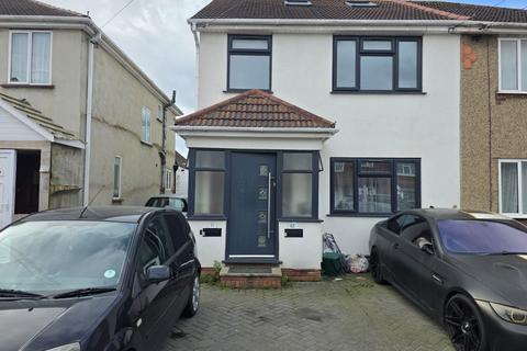 3 bedroom maisonette for sale, Gledwood Avenue, HAYES, UB4 0AW