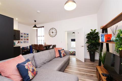 undefined, Acomb Road, York