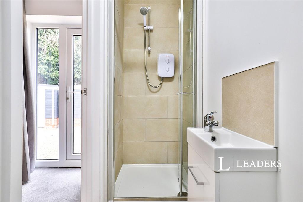 Ensuite