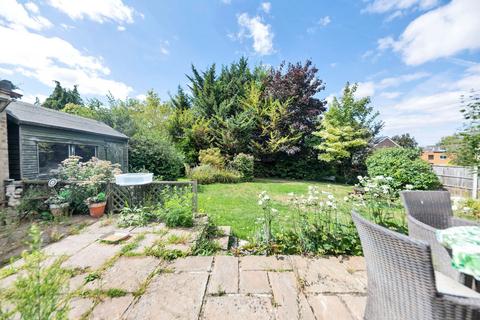 undefined, Priory Close, Royston SG8
