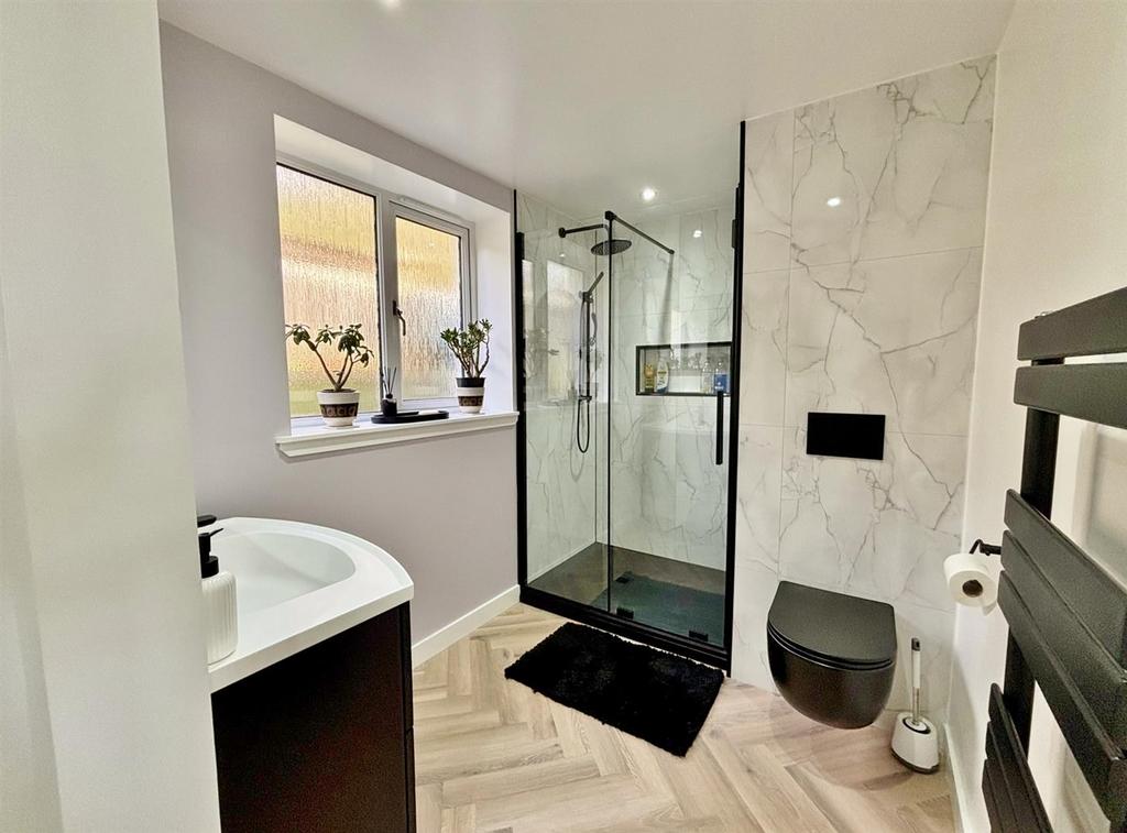 Shower room, Garret Cottage