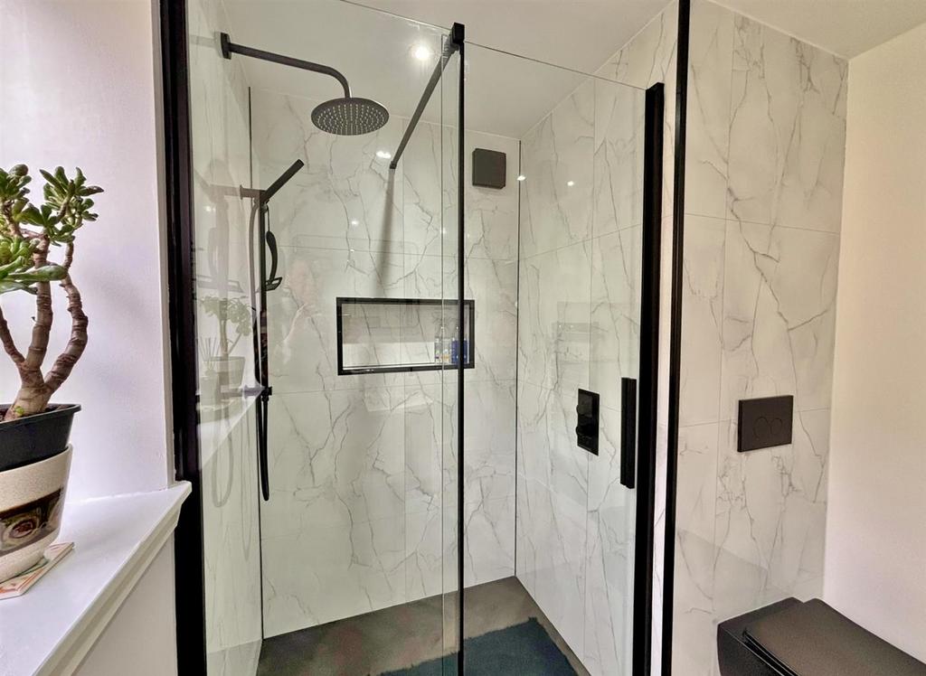 Shower room, Garret Cottage