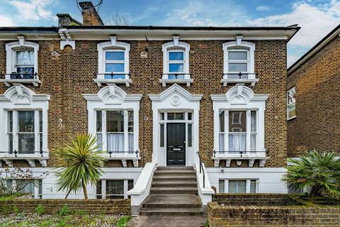 2 bedroom flat for sale, Bartholomew Road, Camden, London, NW5