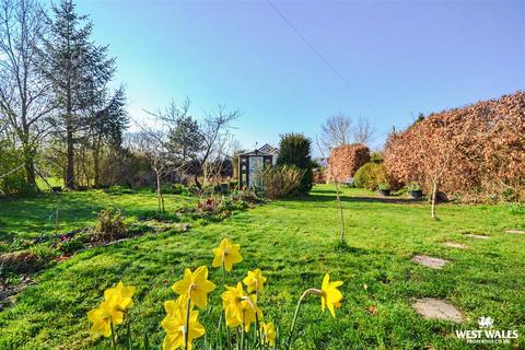 undefined, Penrhiwllan, Llandysul