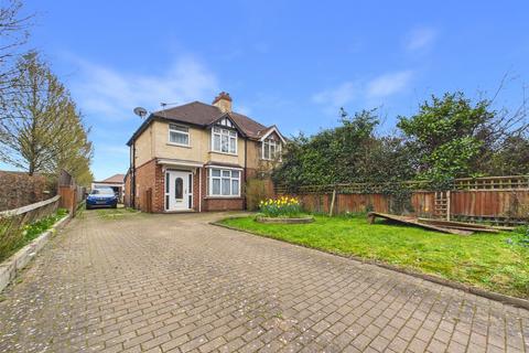 undefined, Cheltenham Road East, Gloucester, Gloucestershire, GL3