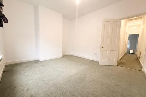 2 bedroom terraced house to rent, Burder Street, LOUGHBOROUGH