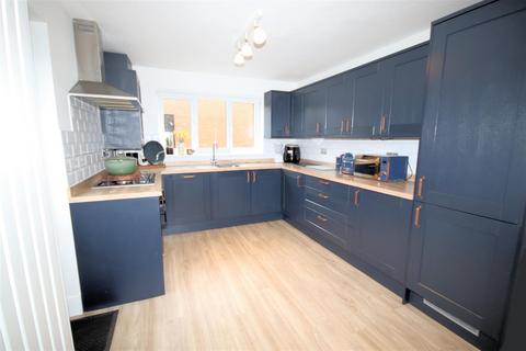 3 bedroom detached house for sale, Peartree Close, Toddington, Dunstable