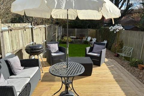undefined, QUEEN ANNE'S TERRACE, LEATHERHEAD, KT22