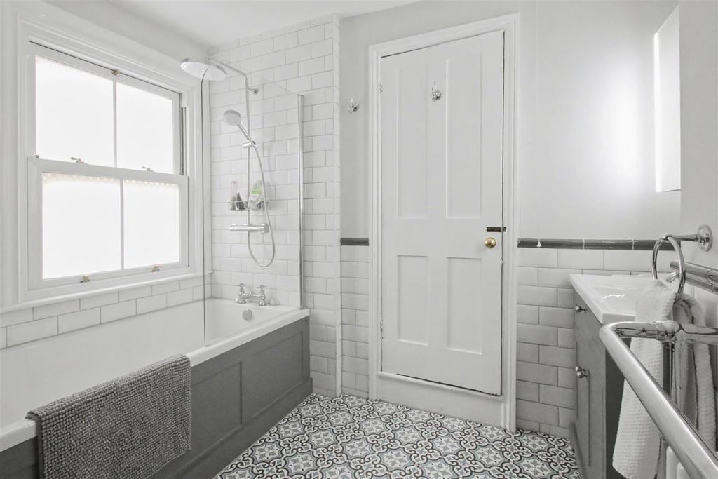 Bath 2.JPG
