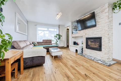 3 bedroom terraced house for sale, Reddall Close, Bedford