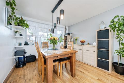 3 bedroom terraced house for sale, Reddall Close, Bedford
