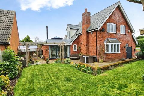 3 bedroom detached house for sale, Newbury Lane, Silsoe, Bedfordshire, MK45