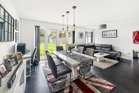 3 bedroom semi-detached bungalow for sale, Leys Road, Wivenhoe, Colchester, CO7