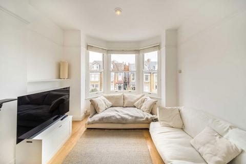 2 bedroom flat to rent, Dyne Road, London NW6