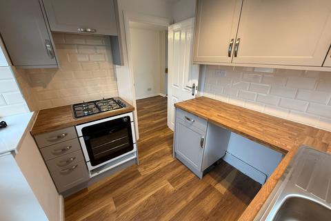 3 bedroom house to rent, Swansea SA2