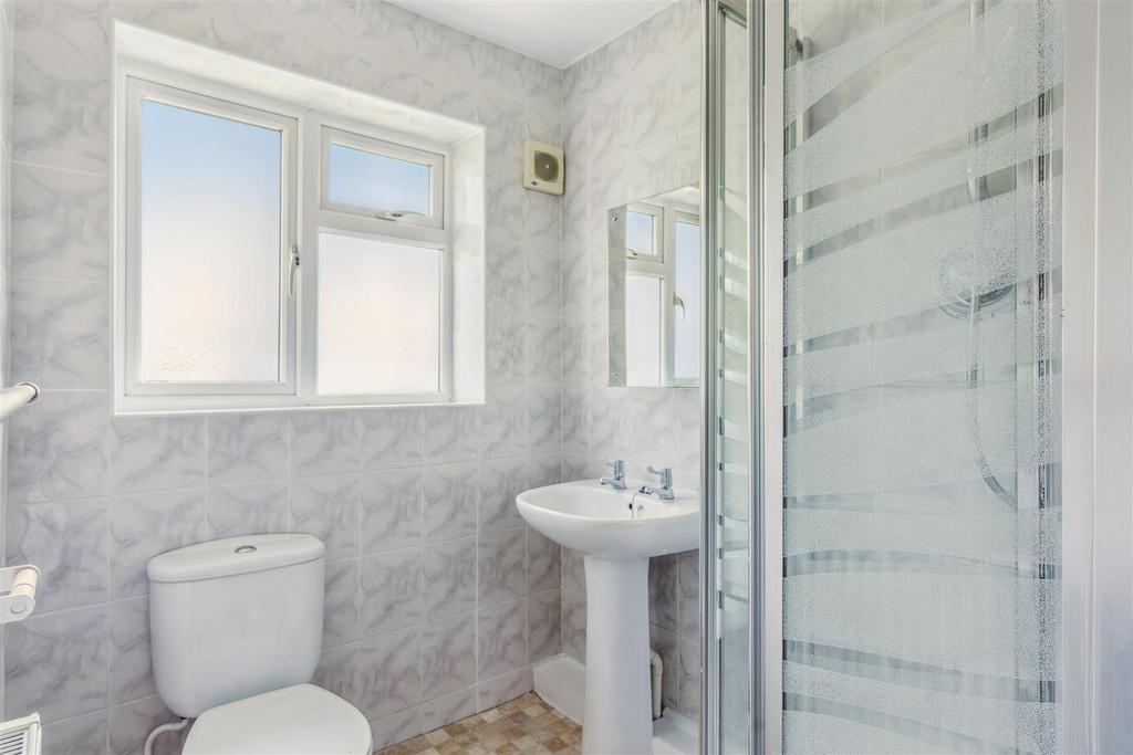 146b Shower Room.jpg