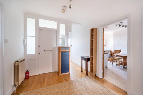 3 bedroom flat to rent, Willesden Lane, NW2, Brondesbury, London, NW2