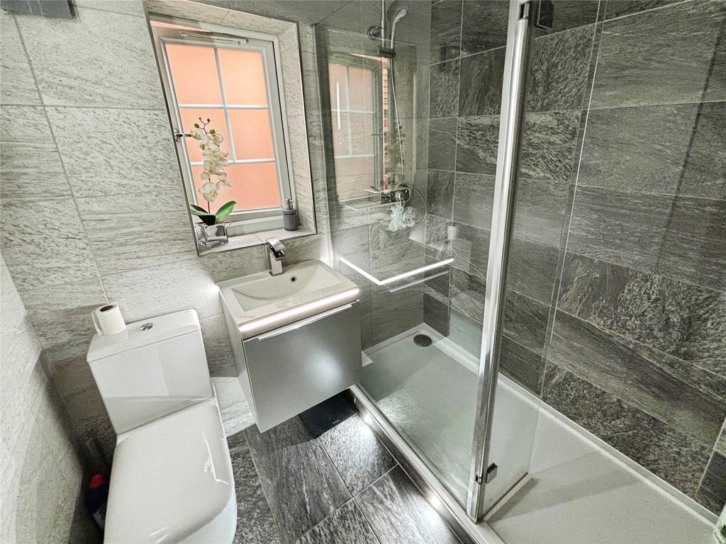 Shower Room/Wc