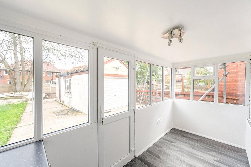 Rear Porch/Utility