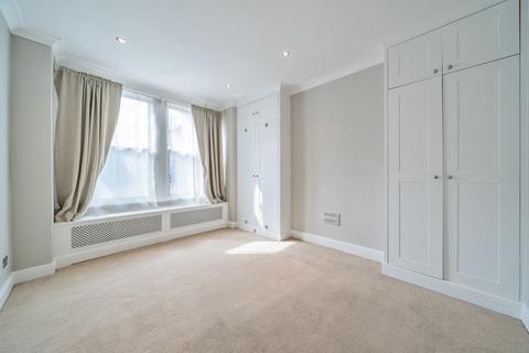 2 bedroom flat to rent, Badminton Road, Balham, London, SW12