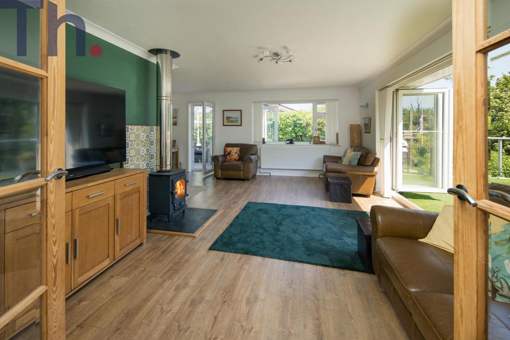 Lounge with Bi-Fold Doors