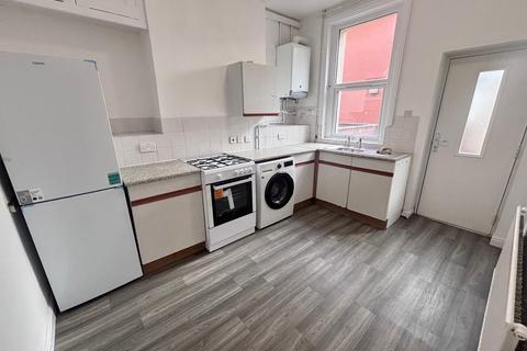 undefined, Leonard Street, HULL