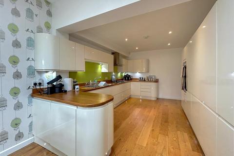 undefined, Boughton Lane, Maidstone ME15